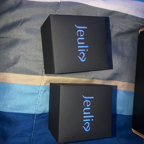 Matching Promise Rings - Picture 8 of 10